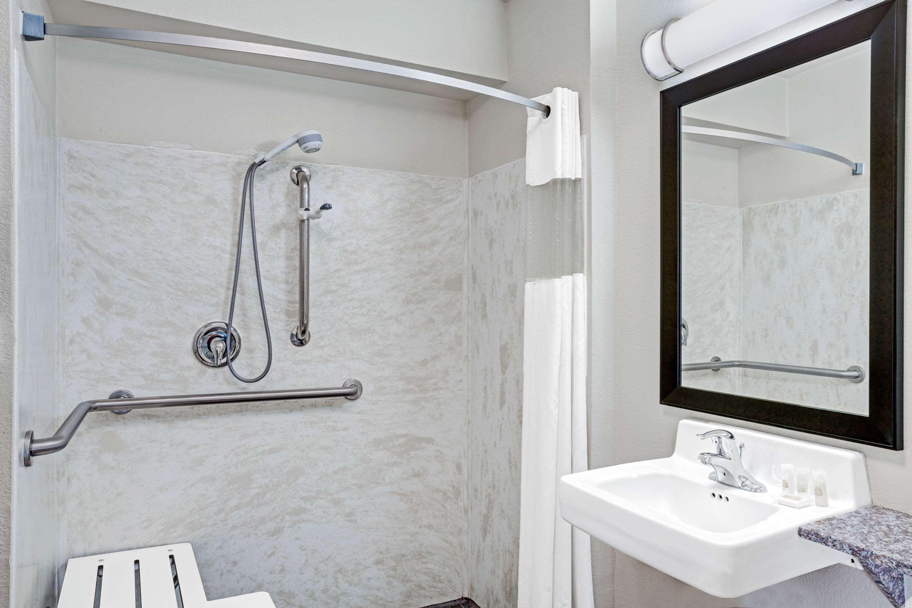 Days Inn & Suites By Wyndham Page Lake Powell Екстериор снимка