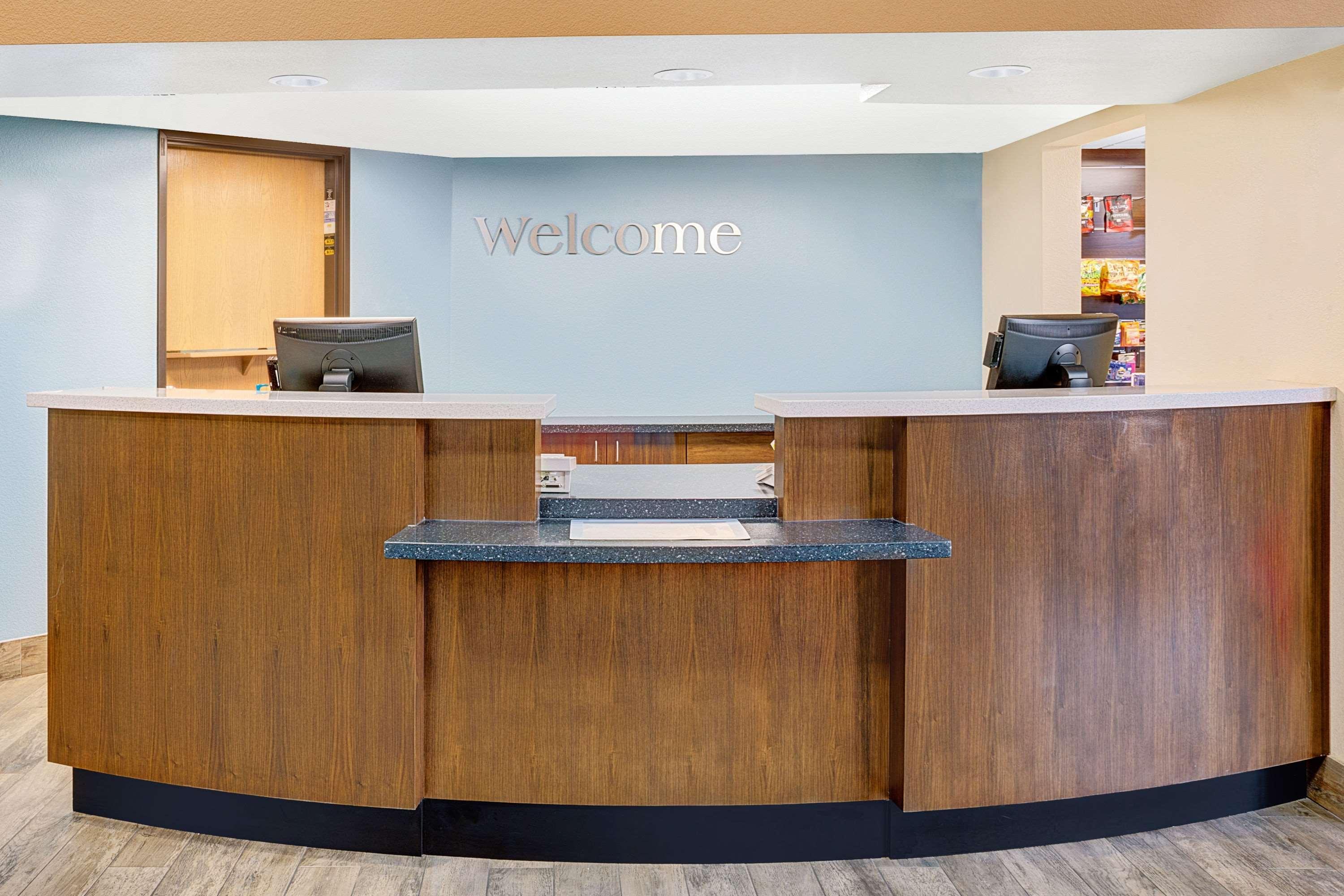 Days Inn & Suites By Wyndham Page Lake Powell Екстериор снимка